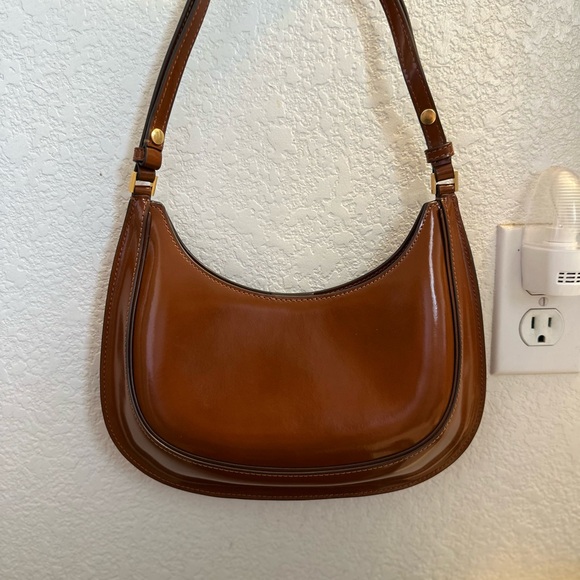 Tory Burch Robinson Spazzolato Convertible Crescent Bag - Dark Sienna - Picture 4 of 7